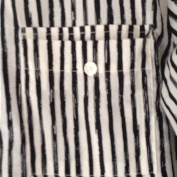 Blouse - Picture 2 of 4